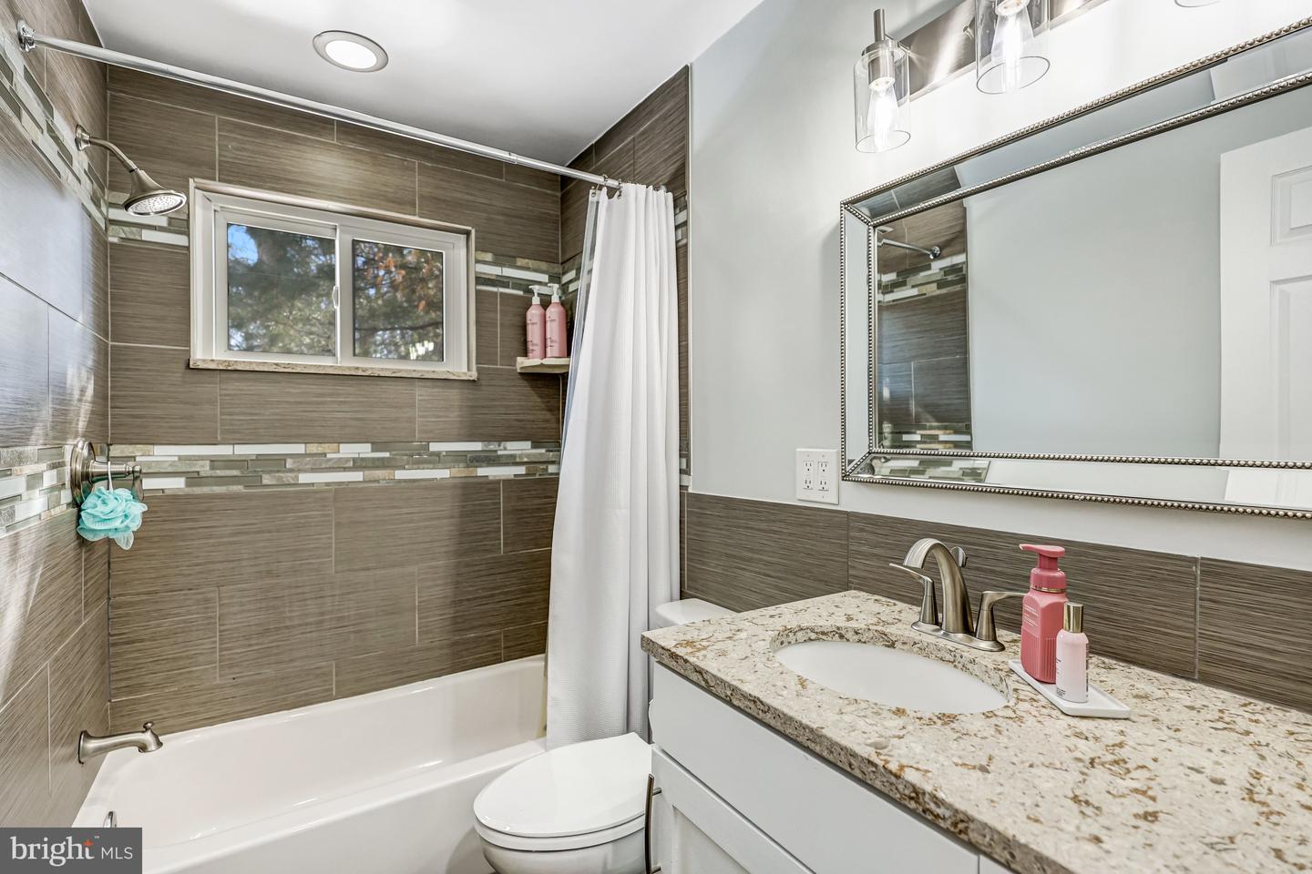 7213 CALAMO ST, SPRINGFIELD, Virginia 22150, 4 Bedrooms Bedrooms, ,3 BathroomsBathrooms,Residential,For sale,7213 CALAMO ST,VAFX2290474 MLS # VAFX2290474 7213 CALAMO ST, SPRINGFIELD, Virginia 22150, 4 Bedrooms Bedrooms, ,3 BathroomsBathrooms,Residential,For sale,7213 CALAMO ST,VAFX2290474 MLS # VAFX2290474