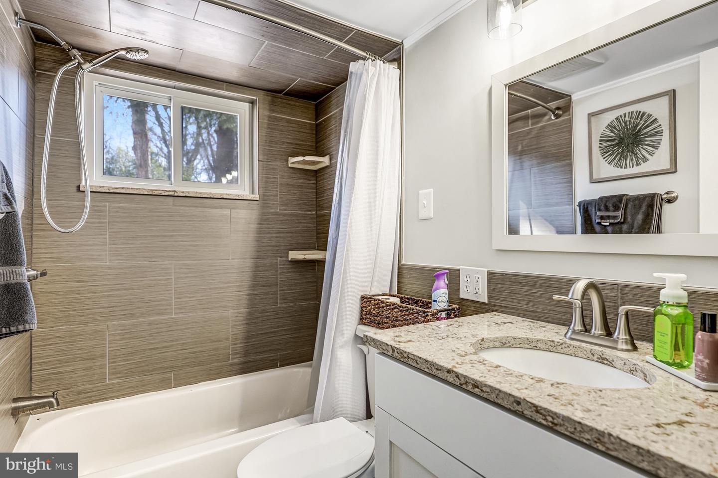 7213 CALAMO ST, SPRINGFIELD, Virginia 22150, 4 Bedrooms Bedrooms, ,3 BathroomsBathrooms,Residential,For sale,7213 CALAMO ST,VAFX2290474 MLS # VAFX2290474 7213 CALAMO ST, SPRINGFIELD, Virginia 22150, 4 Bedrooms Bedrooms, ,3 BathroomsBathrooms,Residential,For sale,7213 CALAMO ST,VAFX2290474 MLS # VAFX2290474