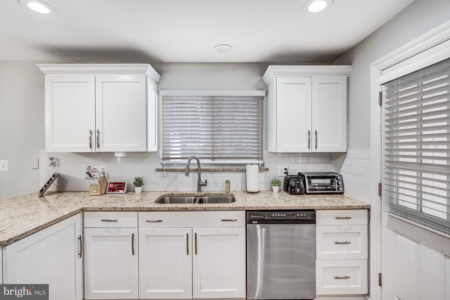 7213 CALAMO ST, SPRINGFIELD, Virginia 22150, 4 Bedrooms Bedrooms, ,3 BathroomsBathrooms,Residential,For sale,7213 CALAMO ST,VAFX2290474 MLS # VAFX2290474 7213 CALAMO ST, SPRINGFIELD, Virginia 22150, 4 Bedrooms Bedrooms, ,3 BathroomsBathrooms,Residential,For sale,7213 CALAMO ST,VAFX2290474 MLS # VAFX2290474