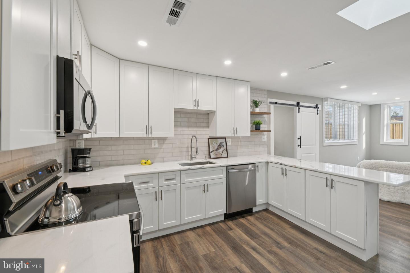 8422 WOODLAWN ST, ALEXANDRIA, Virginia 22309, 3 Bedrooms Bedrooms, ,1 BathroomBathrooms,Residential,For sale,8422 WOODLAWN ST,VAFX2290484 MLS # VAFX2290484