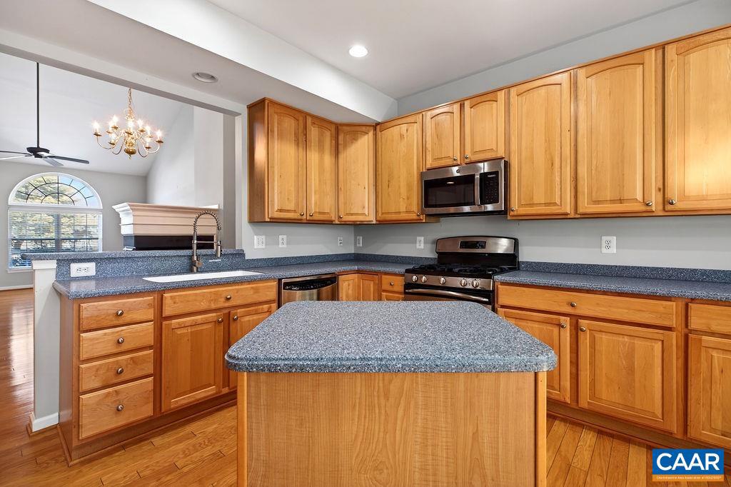 120 APPLE BLOSSOM CT, NELLYSFORD, Virginia 22958, 3 Bedrooms Bedrooms, ,2 BathroomsBathrooms,Residential,For sale,120 APPLE BLOSSOM CT,673219 MLS # 673219