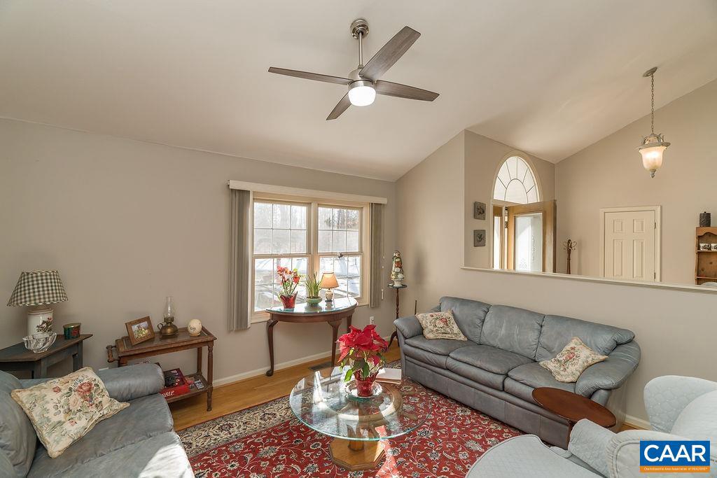 9165 TOTIER CREEK RD, SCOTTSVILLE, Virginia 24590, 3 Bedrooms Bedrooms, ,2 BathroomsBathrooms,Residential,For sale,9165 TOTIER CREEK RD,673220 MLS # 673220