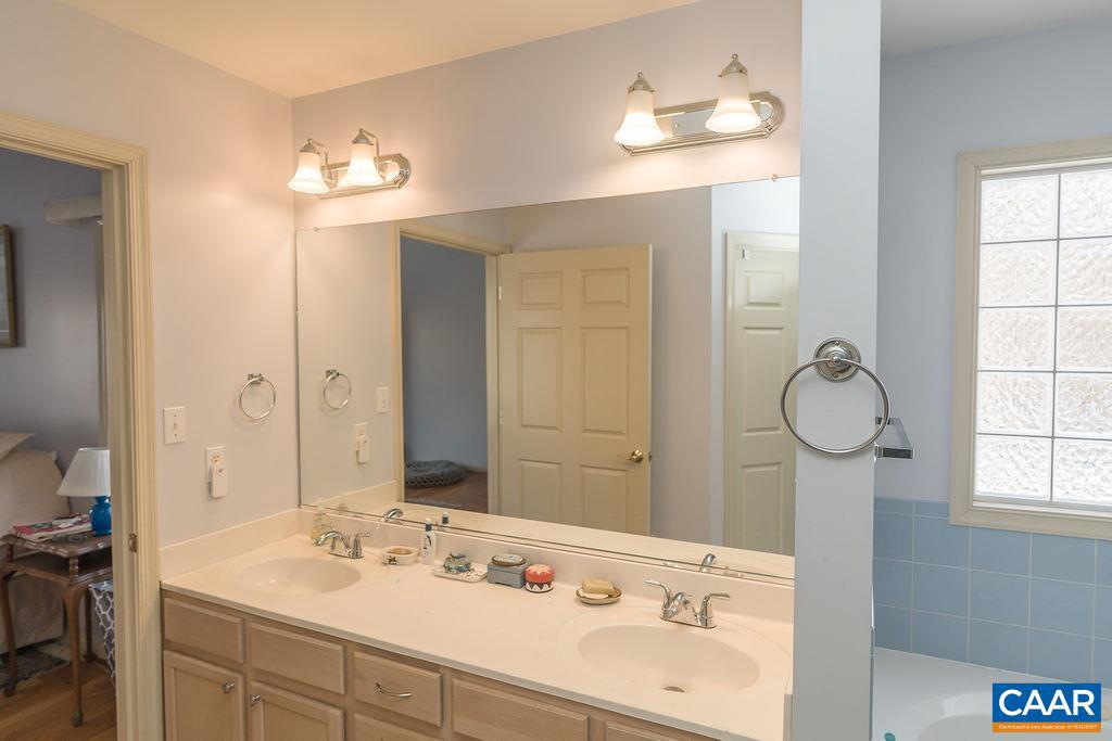 9165 TOTIER CREEK RD, SCOTTSVILLE, Virginia 24590, 3 Bedrooms Bedrooms, ,2 BathroomsBathrooms,Residential,For sale,9165 TOTIER CREEK RD,673220 MLS # 673220