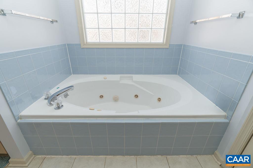 9165 TOTIER CREEK RD, SCOTTSVILLE, Virginia 24590, 3 Bedrooms Bedrooms, ,2 BathroomsBathrooms,Residential,For sale,9165 TOTIER CREEK RD,673220 MLS # 673220