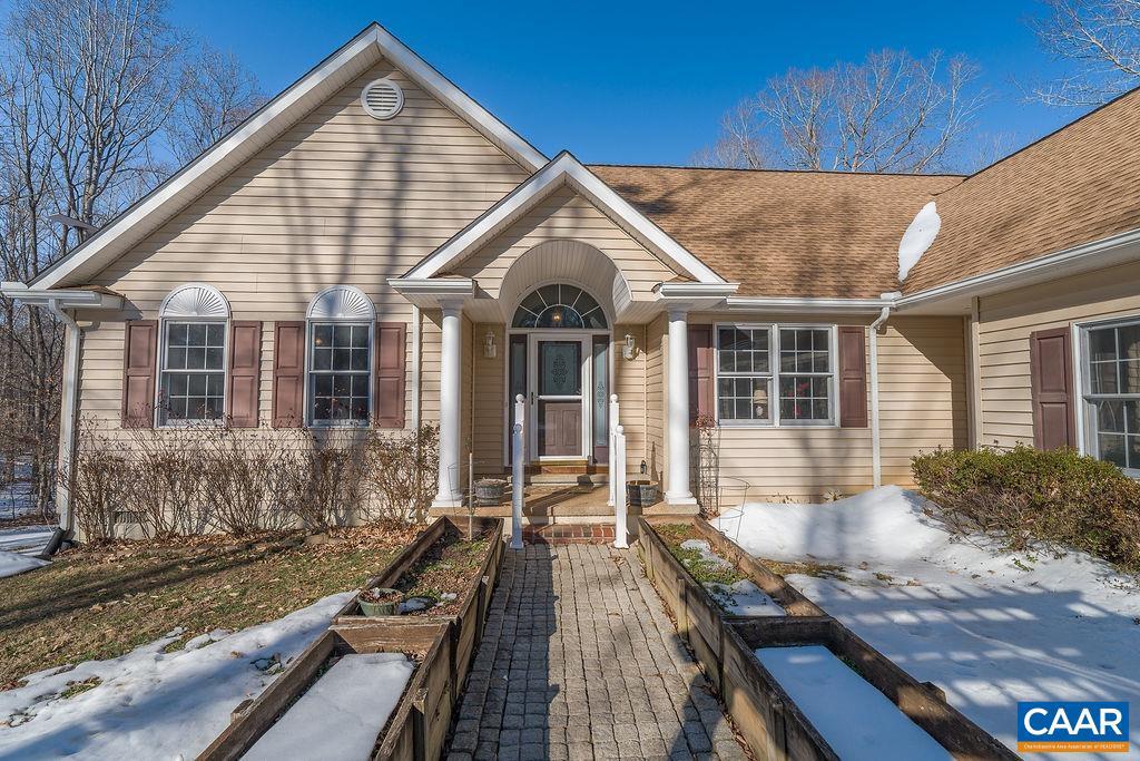 9165 TOTIER CREEK RD, SCOTTSVILLE, Virginia 24590, 3 Bedrooms Bedrooms, ,2 BathroomsBathrooms,Residential,For sale,9165 TOTIER CREEK RD,673220 MLS # 673220