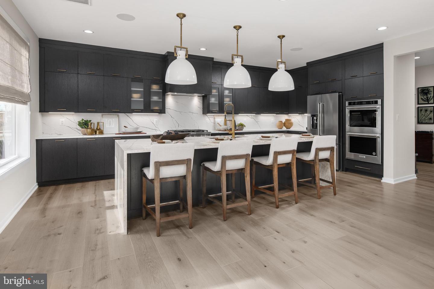 23311 PARKSIDE VILLAGE CIR, ALDIE, Virginia 20105, 6 Bedrooms Bedrooms, ,6 BathroomsBathrooms,Residential,For sale,23311 PARKSIDE VILLAGE CIR,VALO2115734 MLS # VALO2115734