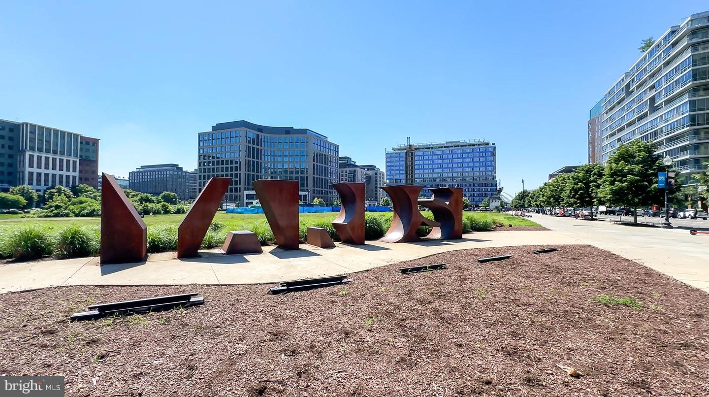 1211 VAN ST SE #1003, WASHINGTON, District Of Columbia 20003, 1 Bedroom Bedrooms, 5 Rooms Rooms,1 BathroomBathrooms,Residential,For sale,1211 VAN ST SE #1003,DCDC2245754 MLS # DCDC2245754