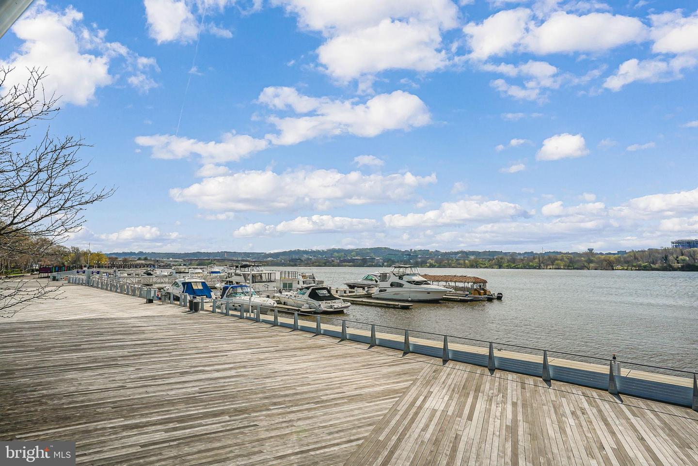 1211 VAN ST SE #1003, WASHINGTON, District Of Columbia 20003, 1 Bedroom Bedrooms, 5 Rooms Rooms,1 BathroomBathrooms,Residential,For sale,1211 VAN ST SE #1003,DCDC2245754 MLS # DCDC2245754