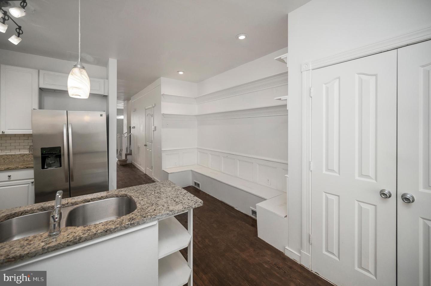 1712 WASHINGTON AVE, FREDERICKSBURG, Virginia 22401, 4 Bedrooms Bedrooms, ,3 BathroomsBathrooms,Residential,For sale,1712 WASHINGTON AVE,VAFB2009652 MLS # VAFB2009652