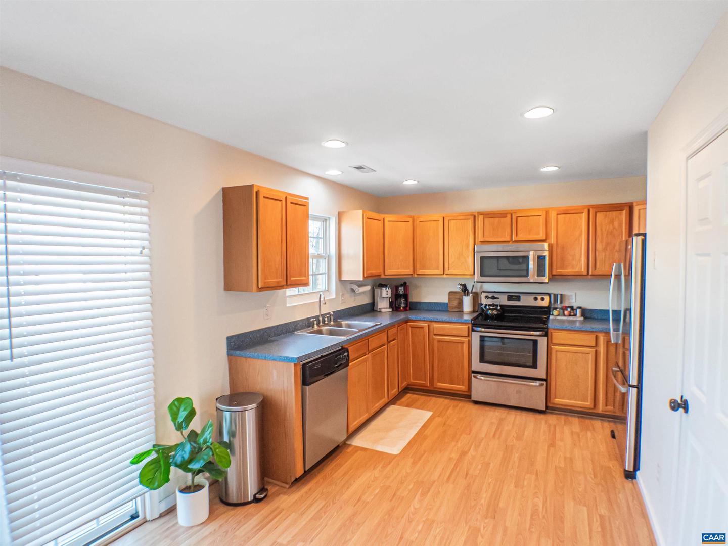 117 HARTFORD CT, CHARLOTTESVILLE, Virginia 22902, 3 Bedrooms Bedrooms, ,2 BathroomsBathrooms,Residential,For sale,117 HARTFORD CT,673222 MLS # 673222 117 HARTFORD CT, CHARLOTTESVILLE, Virginia 22902, 3 Bedrooms Bedrooms, ,2 BathroomsBathrooms,Residential,For sale,117 HARTFORD CT,673222 MLS # 673222