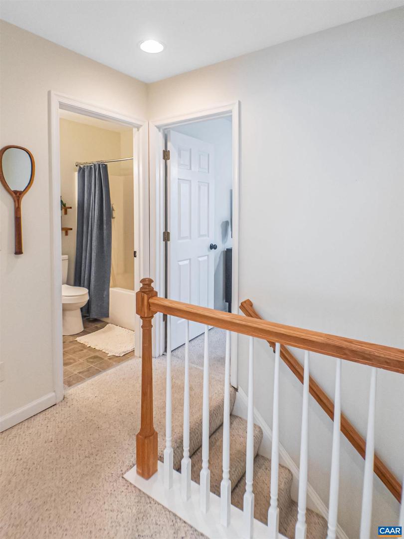 117 HARTFORD CT, CHARLOTTESVILLE, Virginia 22902, 3 Bedrooms Bedrooms, ,2 BathroomsBathrooms,Residential,For sale,117 HARTFORD CT,673222 MLS # 673222 117 HARTFORD CT, CHARLOTTESVILLE, Virginia 22902, 3 Bedrooms Bedrooms, ,2 BathroomsBathrooms,Residential,For sale,117 HARTFORD CT,673222 MLS # 673222