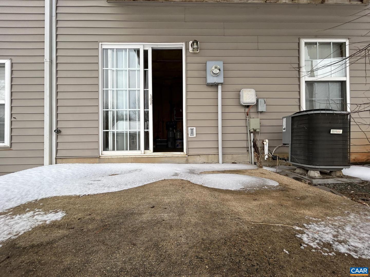 117 HARTFORD CT, CHARLOTTESVILLE, Virginia 22902, 3 Bedrooms Bedrooms, ,2 BathroomsBathrooms,Residential,For sale,117 HARTFORD CT,673222 MLS # 673222 117 HARTFORD CT, CHARLOTTESVILLE, Virginia 22902, 3 Bedrooms Bedrooms, ,2 BathroomsBathrooms,Residential,For sale,117 HARTFORD CT,673222 MLS # 673222