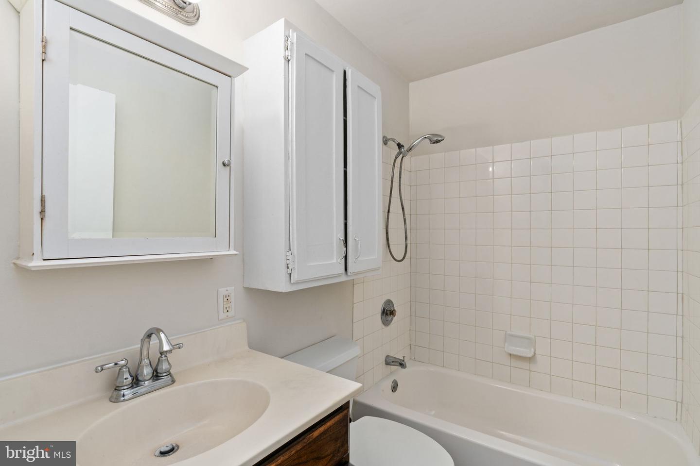 14208 SPRINGFIELD LN, KING GEORGE, Virginia 22485, 3 Bedrooms Bedrooms, ,1 BathroomBathrooms,Residential,For sale,14208 SPRINGFIELD LN,VAKG2007640 MLS # VAKG2007640