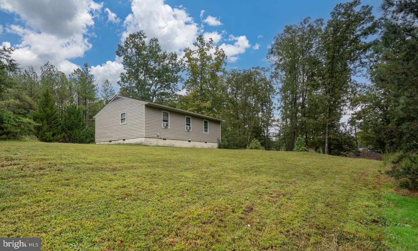 14208 SPRINGFIELD LN, KING GEORGE, Virginia 22485, 3 Bedrooms Bedrooms, ,1 BathroomBathrooms,Residential,For sale,14208 SPRINGFIELD LN,VAKG2007640 MLS # VAKG2007640