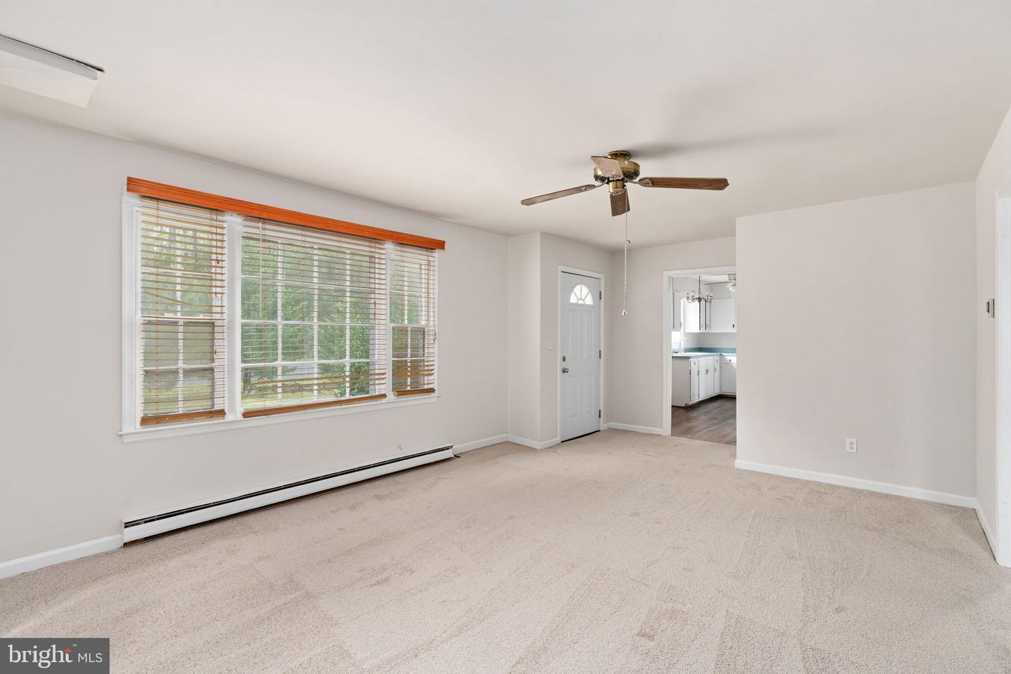 14208 SPRINGFIELD LN, KING GEORGE, Virginia 22485, 3 Bedrooms Bedrooms, ,1 BathroomBathrooms,Residential,For sale,14208 SPRINGFIELD LN,VAKG2007640 MLS # VAKG2007640