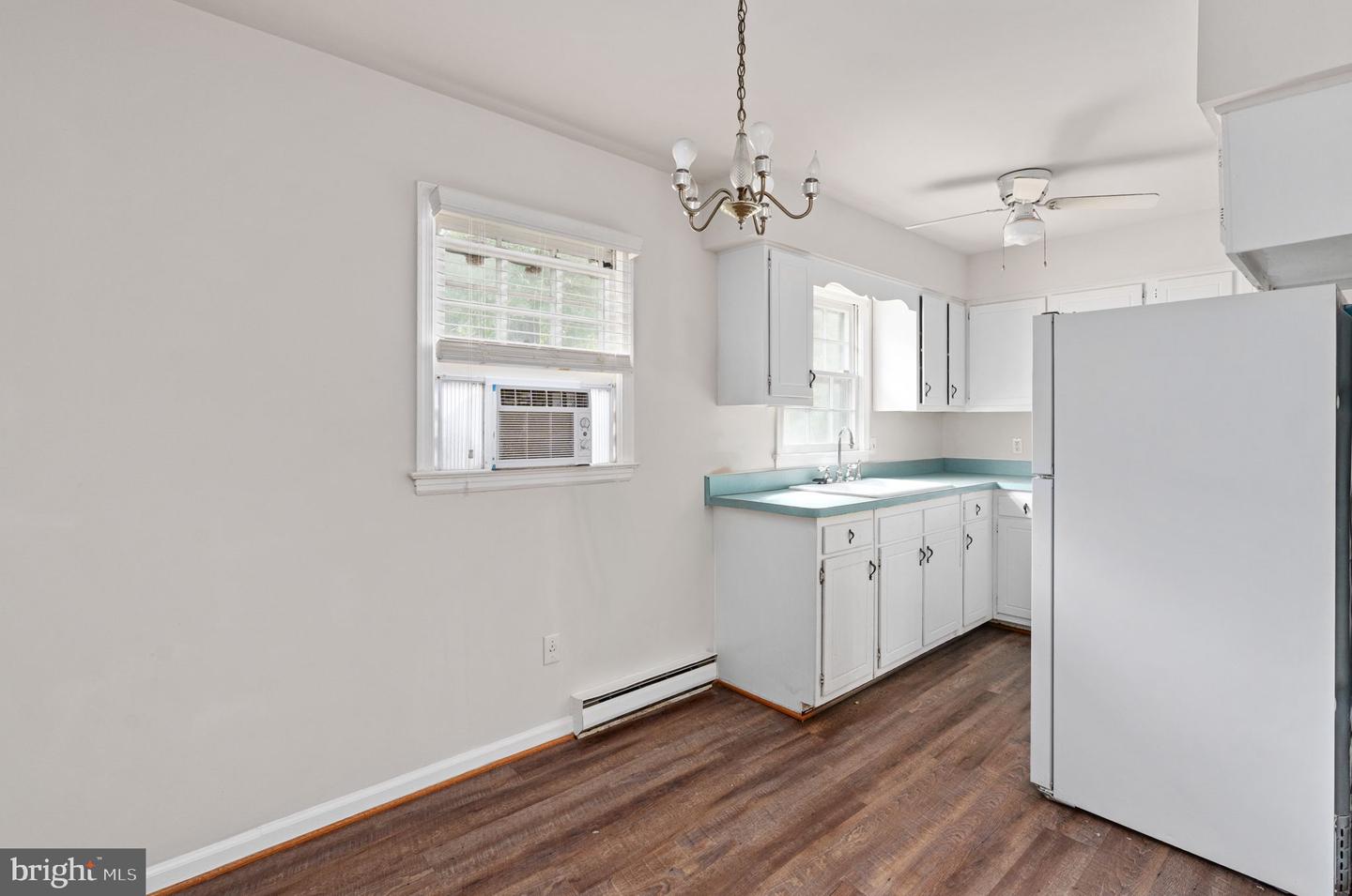 14208 SPRINGFIELD LN, KING GEORGE, Virginia 22485, 3 Bedrooms Bedrooms, ,1 BathroomBathrooms,Residential,For sale,14208 SPRINGFIELD LN,VAKG2007640 MLS # VAKG2007640