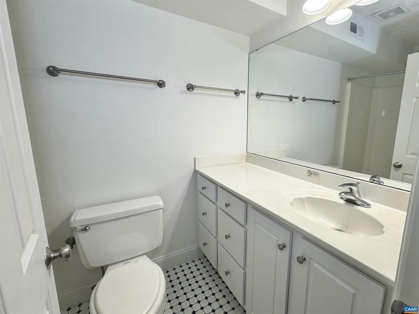 104 TURTLE CREEK RD #9, CHARLOTTESVILLE, Virginia 22901, 2 Bedrooms Bedrooms, ,2 BathroomsBathrooms,Residential,For sale,104 TURTLE CREEK RD #9,673225 MLS # 673225 104 TURTLE CREEK RD #9, CHARLOTTESVILLE, Virginia 22901, 2 Bedrooms Bedrooms, ,2 BathroomsBathrooms,Residential,For sale,104 TURTLE CREEK RD #9,673225 MLS # 673225