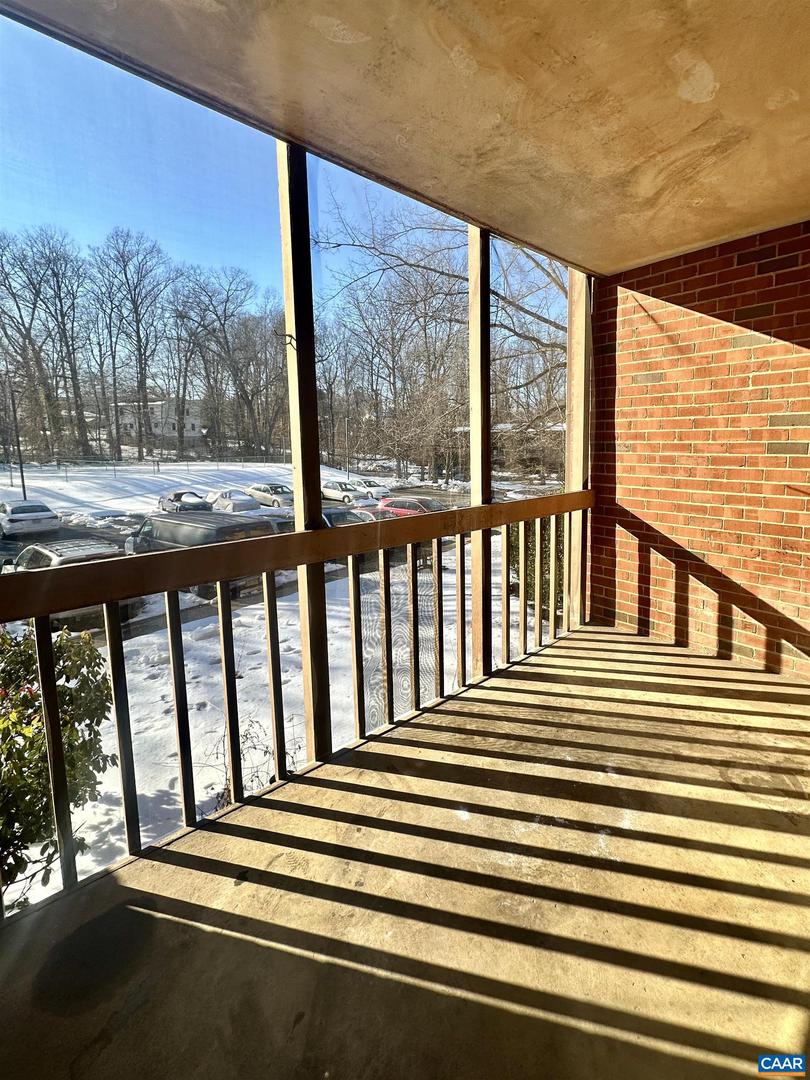 101 TURTLE CREEK RD #5, CHARLOTTESVILLE, Virginia 22901, 2 Bedrooms Bedrooms, ,2 BathroomsBathrooms,Residential,For sale,101 TURTLE CREEK RD #5,673227 MLS # 673227 101 TURTLE CREEK RD #5, CHARLOTTESVILLE, Virginia 22901, 2 Bedrooms Bedrooms, ,2 BathroomsBathrooms,Residential,For sale,101 TURTLE CREEK RD #5,673227 MLS # 673227