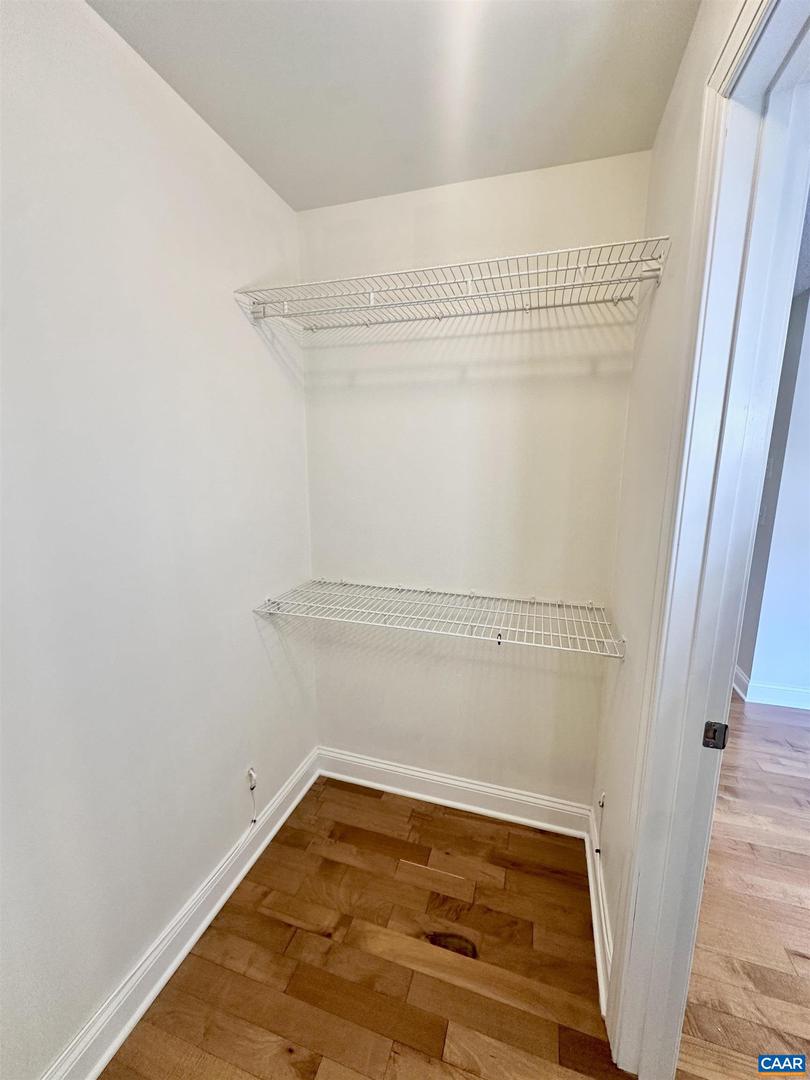 101 TURTLE CREEK RD #5, CHARLOTTESVILLE, Virginia 22901, 2 Bedrooms Bedrooms, ,2 BathroomsBathrooms,Residential,For sale,101 TURTLE CREEK RD #5,673227 MLS # 673227 101 TURTLE CREEK RD #5, CHARLOTTESVILLE, Virginia 22901, 2 Bedrooms Bedrooms, ,2 BathroomsBathrooms,Residential,For sale,101 TURTLE CREEK RD #5,673227 MLS # 673227