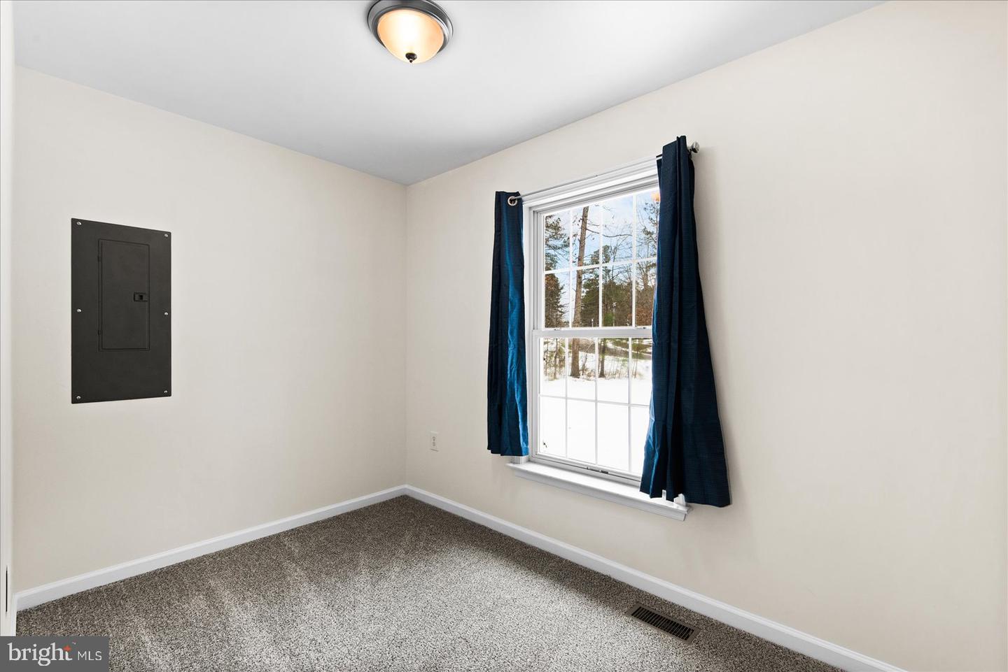 163 AMERICAN DR, RUTHER GLEN, Virginia 22546, 3 Bedrooms Bedrooms, ,2 BathroomsBathrooms,Residential,For sale,163 AMERICAN DR,VACV2009532 MLS # VACV2009532 163 AMERICAN DR, RUTHER GLEN, Virginia 22546, 3 Bedrooms Bedrooms, ,2 BathroomsBathrooms,Residential,For sale,163 AMERICAN DR,VACV2009532 MLS # VACV2009532