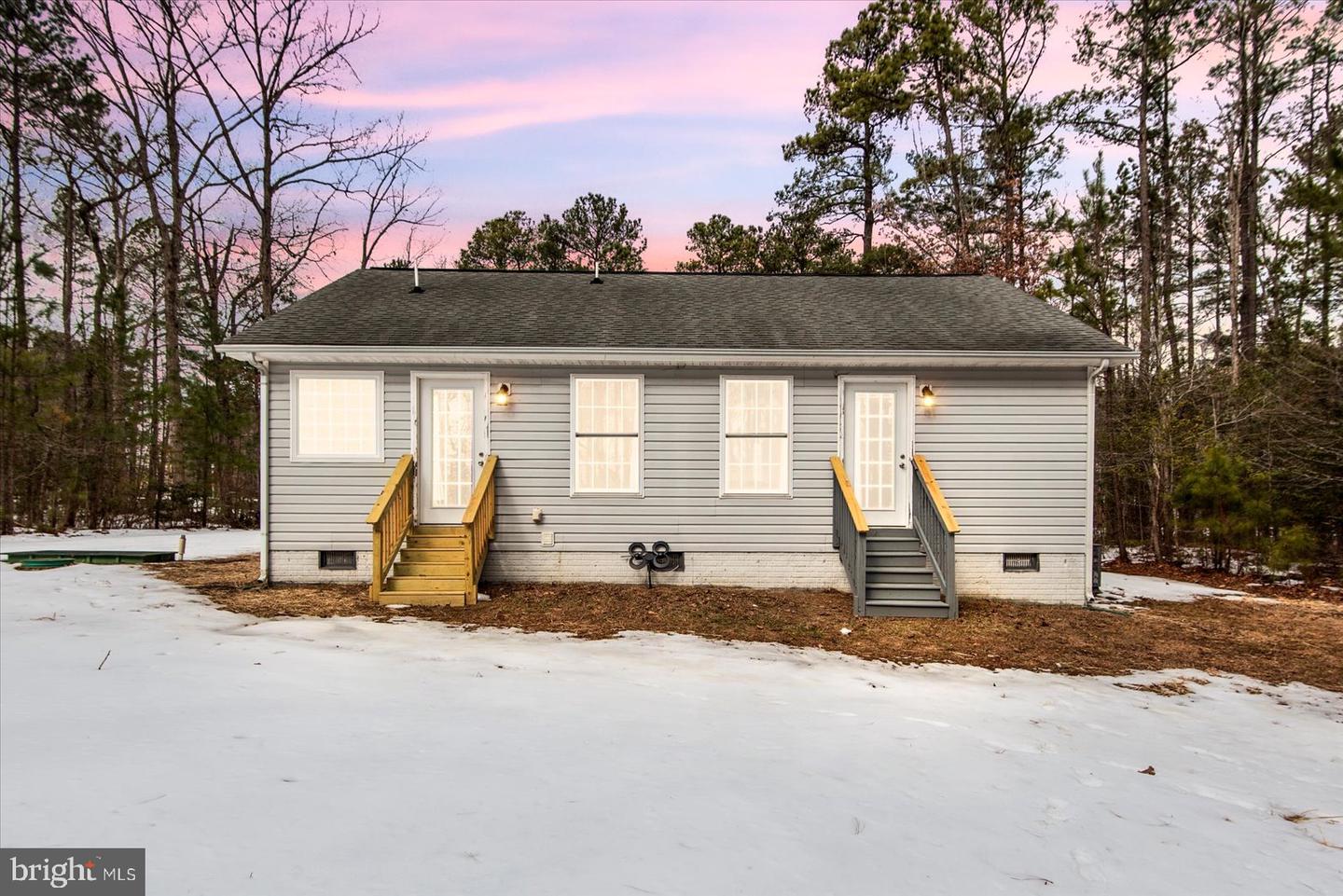 163 AMERICAN DR, RUTHER GLEN, Virginia 22546, 3 Bedrooms Bedrooms, ,2 BathroomsBathrooms,Residential,For sale,163 AMERICAN DR,VACV2009532 MLS # VACV2009532 163 AMERICAN DR, RUTHER GLEN, Virginia 22546, 3 Bedrooms Bedrooms, ,2 BathroomsBathrooms,Residential,For sale,163 AMERICAN DR,VACV2009532 MLS # VACV2009532