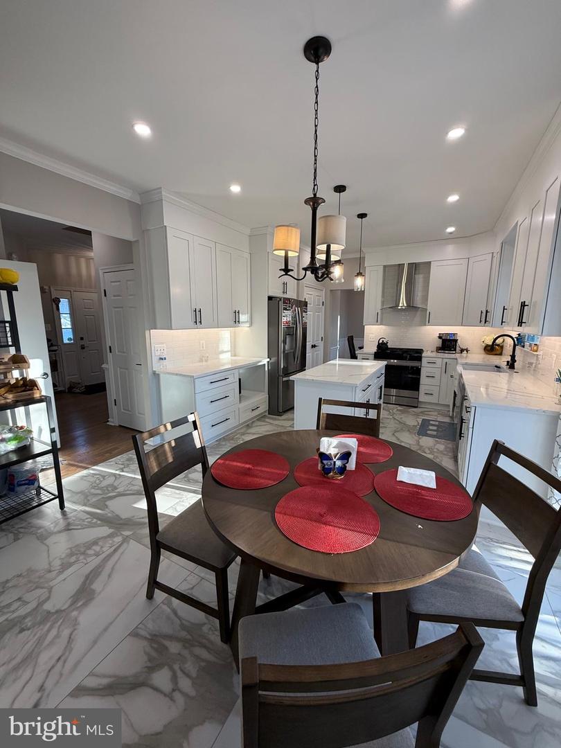 30 WESTHAMPTON CT, STAFFORD, Virginia 22554, 5 Bedrooms Bedrooms, ,3 BathroomsBathrooms,Residential,For sale,30 WESTHAMPTON CT,VAST2045988 MLS # VAST2045988