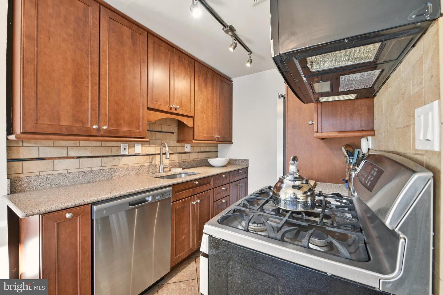 2325 42ND ST NW #204, WASHINGTON, District Of Columbia 20007, 1 Bedroom Bedrooms, ,1 BathroomBathrooms,Residential,For sale,2325 42ND ST NW #204,DCDC2245794 MLS # DCDC2245794 2325 42ND ST NW #204, WASHINGTON, District Of Columbia 20007, 1 Bedroom Bedrooms, ,1 BathroomBathrooms,Residential,For sale,2325 42ND ST NW #204,DCDC2245794 MLS # DCDC2245794