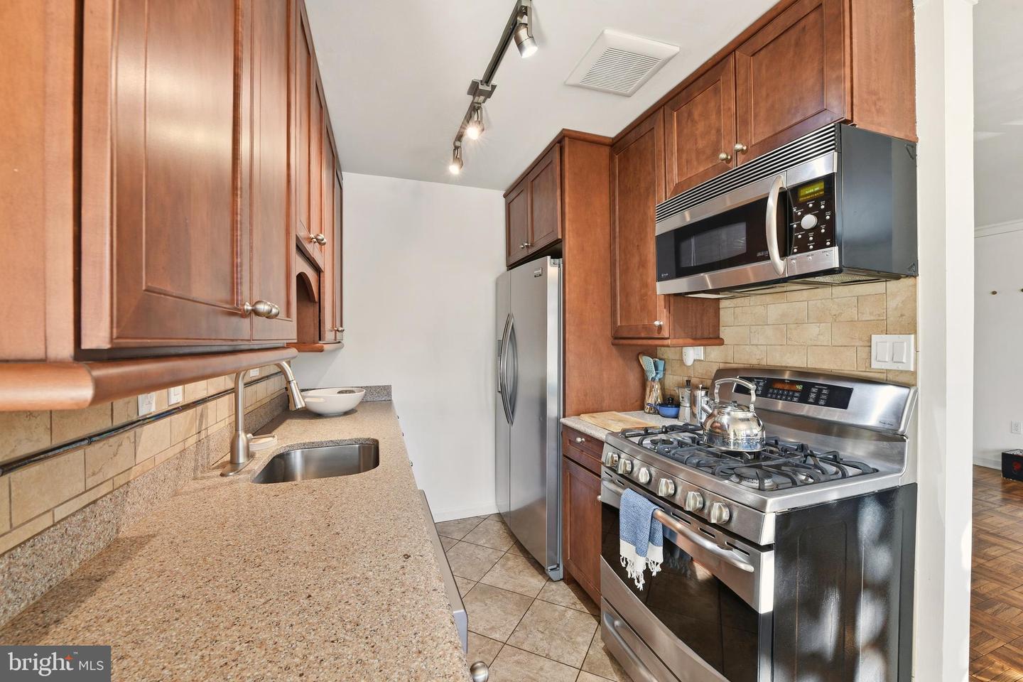 2325 42ND ST NW #204, WASHINGTON, District Of Columbia 20007, 1 Bedroom Bedrooms, ,1 BathroomBathrooms,Residential,For sale,2325 42ND ST NW #204,DCDC2245794 MLS # DCDC2245794 2325 42ND ST NW #204, WASHINGTON, District Of Columbia 20007, 1 Bedroom Bedrooms, ,1 BathroomBathrooms,Residential,For sale,2325 42ND ST NW #204,DCDC2245794 MLS # DCDC2245794