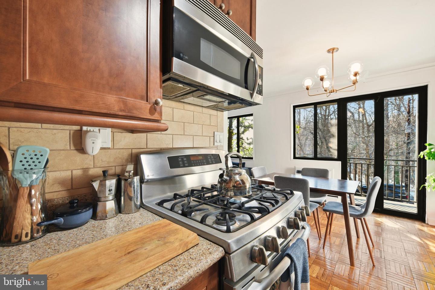 2325 42ND ST NW #204, WASHINGTON, District Of Columbia 20007, 1 Bedroom Bedrooms, ,1 BathroomBathrooms,Residential,For sale,2325 42ND ST NW #204,DCDC2245794 MLS # DCDC2245794 2325 42ND ST NW #204, WASHINGTON, District Of Columbia 20007, 1 Bedroom Bedrooms, ,1 BathroomBathrooms,Residential,For sale,2325 42ND ST NW #204,DCDC2245794 MLS # DCDC2245794