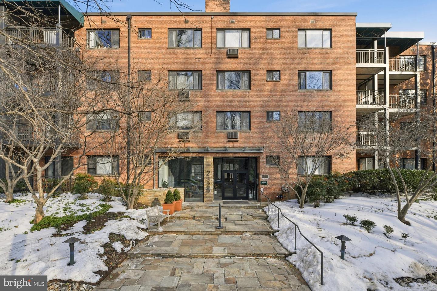 2325 42ND ST NW #204, WASHINGTON, District Of Columbia 20007, 1 Bedroom Bedrooms, ,1 BathroomBathrooms,Residential,For sale,2325 42ND ST NW #204,DCDC2245794 MLS # DCDC2245794 2325 42ND ST NW #204, WASHINGTON, District Of Columbia 20007, 1 Bedroom Bedrooms, ,1 BathroomBathrooms,Residential,For sale,2325 42ND ST NW #204,DCDC2245794 MLS # DCDC2245794