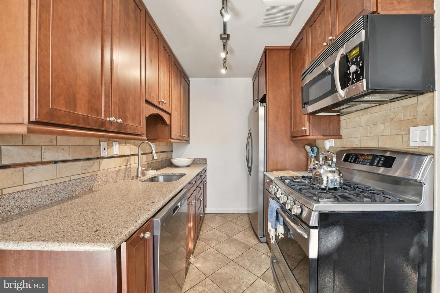 2325 42ND ST NW #204, WASHINGTON, District Of Columbia 20007, 1 Bedroom Bedrooms, ,1 BathroomBathrooms,Residential,For sale,2325 42ND ST NW #204,DCDC2245794 MLS # DCDC2245794 2325 42ND ST NW #204, WASHINGTON, District Of Columbia 20007, 1 Bedroom Bedrooms, ,1 BathroomBathrooms,Residential,For sale,2325 42ND ST NW #204,DCDC2245794 MLS # DCDC2245794