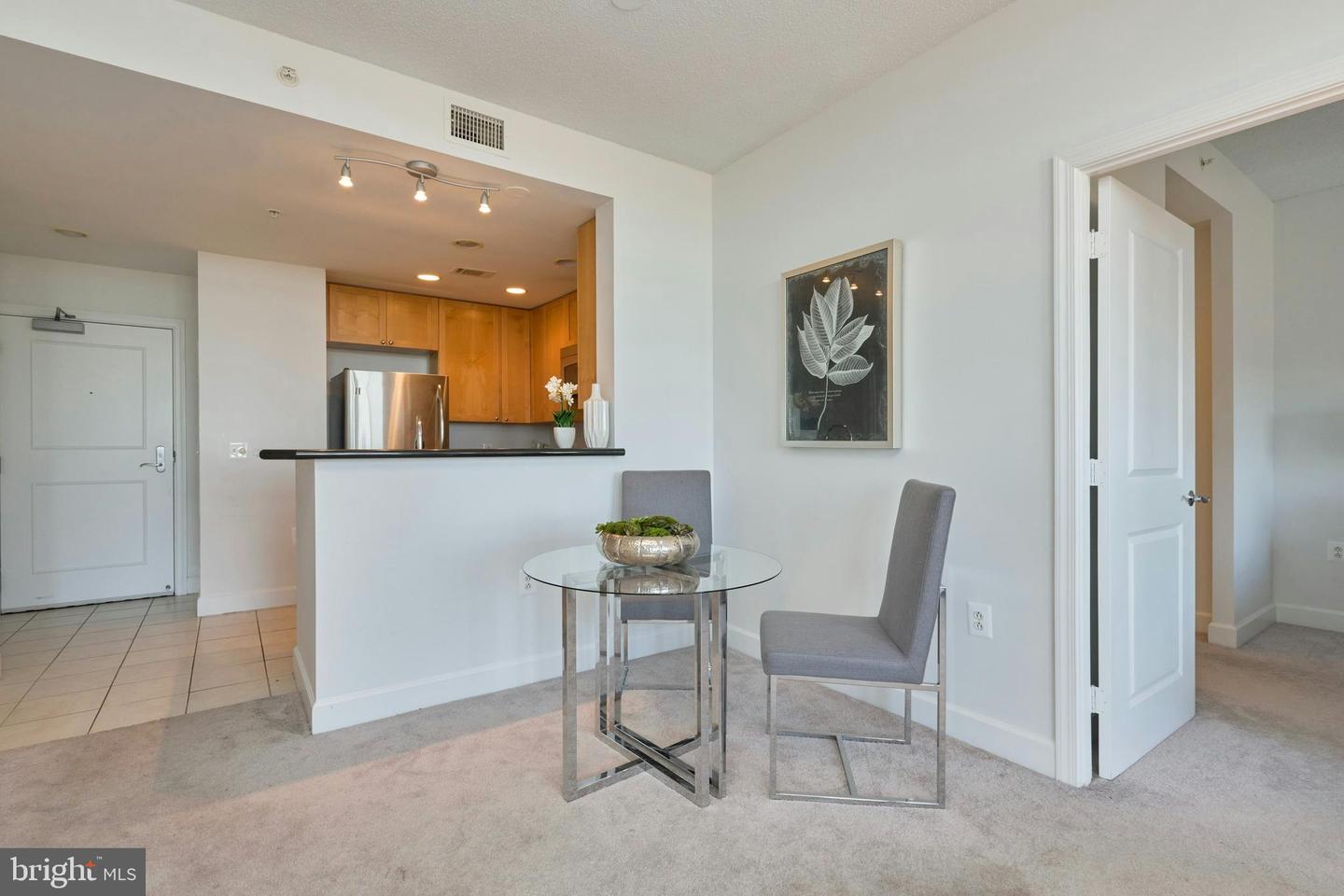 3650 S GLEBE RD S #454, ARLINGTON, Virginia 22202, 2 Bedrooms Bedrooms, ,2 BathroomsBathrooms,Residential,For sale,3650 S GLEBE RD S #454,VAAR2068830 MLS # VAAR2068830