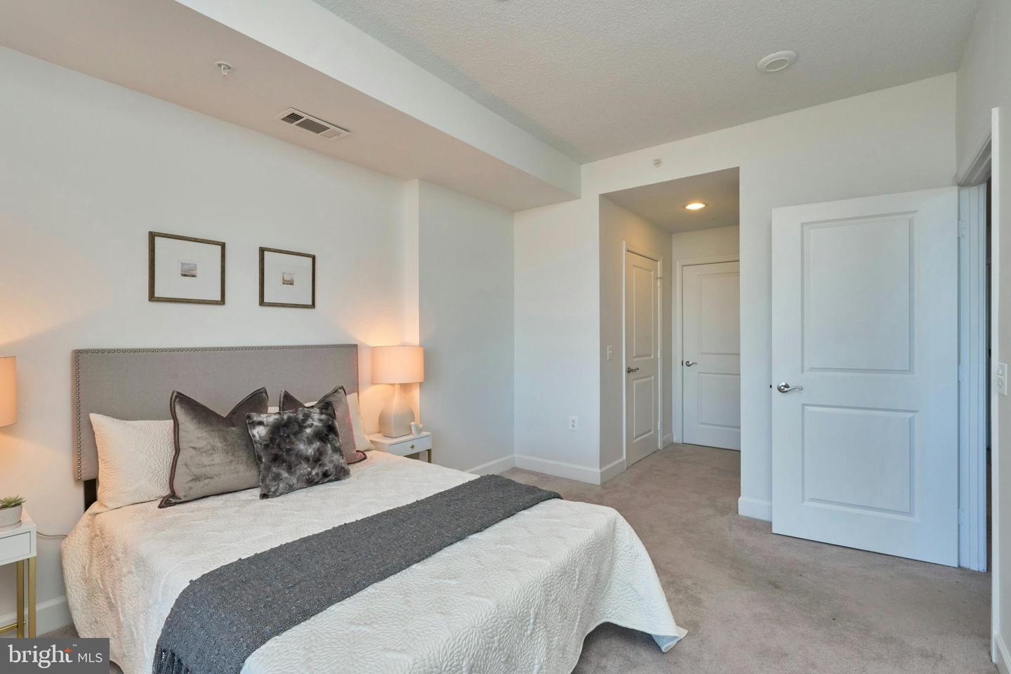 3650 S GLEBE RD S #454, ARLINGTON, Virginia 22202, 2 Bedrooms Bedrooms, ,2 BathroomsBathrooms,Residential,For sale,3650 S GLEBE RD S #454,VAAR2068830 MLS # VAAR2068830