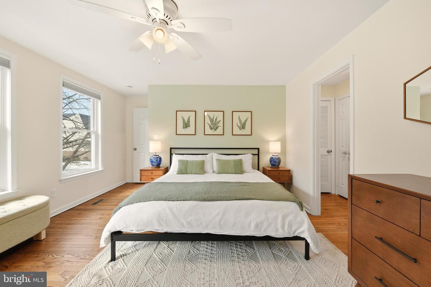 1035 N STAFFORD ST, ARLINGTON, Virginia 22201, 3 Bedrooms Bedrooms, ,2 BathroomsBathrooms,Residential,For sale,1035 N STAFFORD ST,VAAR2068832 MLS # VAAR2068832