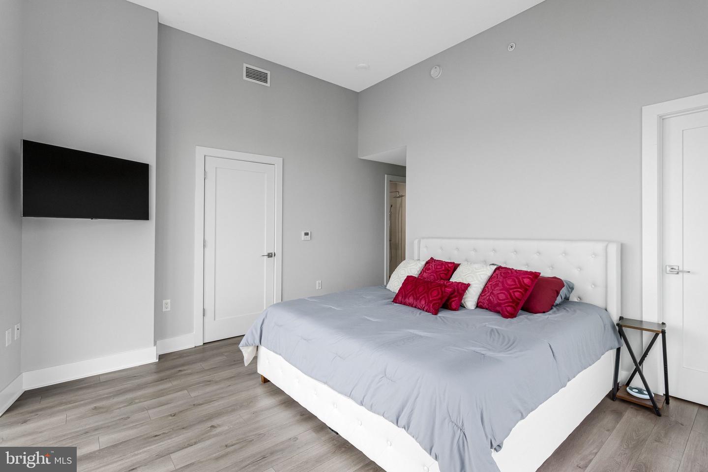 88 V ST SW #801, WASHINGTON, District Of Columbia 20024, 2 Bedrooms Bedrooms, ,2 BathroomsBathrooms,Residential,For sale,88 V ST SW #801,DCDC2245824 MLS # DCDC2245824 88 V ST SW #801, WASHINGTON, District Of Columbia 20024, 2 Bedrooms Bedrooms, ,2 BathroomsBathrooms,Residential,For sale,88 V ST SW #801,DCDC2245824 MLS # DCDC2245824