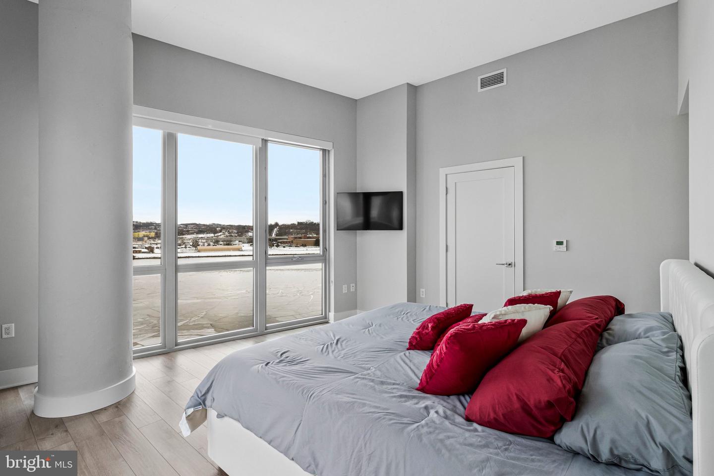 88 V ST SW #801, WASHINGTON, District Of Columbia 20024, 2 Bedrooms Bedrooms, ,2 BathroomsBathrooms,Residential,For sale,88 V ST SW #801,DCDC2245824 MLS # DCDC2245824 88 V ST SW #801, WASHINGTON, District Of Columbia 20024, 2 Bedrooms Bedrooms, ,2 BathroomsBathrooms,Residential,For sale,88 V ST SW #801,DCDC2245824 MLS # DCDC2245824