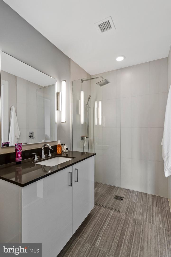 88 V ST SW #801, WASHINGTON, District Of Columbia 20024, 2 Bedrooms Bedrooms, ,2 BathroomsBathrooms,Residential,For sale,88 V ST SW #801,DCDC2245824 MLS # DCDC2245824 88 V ST SW #801, WASHINGTON, District Of Columbia 20024, 2 Bedrooms Bedrooms, ,2 BathroomsBathrooms,Residential,For sale,88 V ST SW #801,DCDC2245824 MLS # DCDC2245824