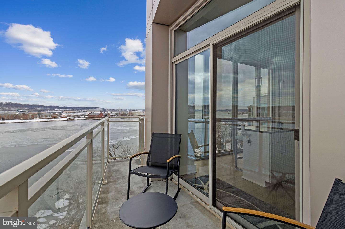 88 V ST SW #801, WASHINGTON, District Of Columbia 20024, 2 Bedrooms Bedrooms, ,2 BathroomsBathrooms,Residential,For sale,88 V ST SW #801,DCDC2245824 MLS # DCDC2245824 88 V ST SW #801, WASHINGTON, District Of Columbia 20024, 2 Bedrooms Bedrooms, ,2 BathroomsBathrooms,Residential,For sale,88 V ST SW #801,DCDC2245824 MLS # DCDC2245824