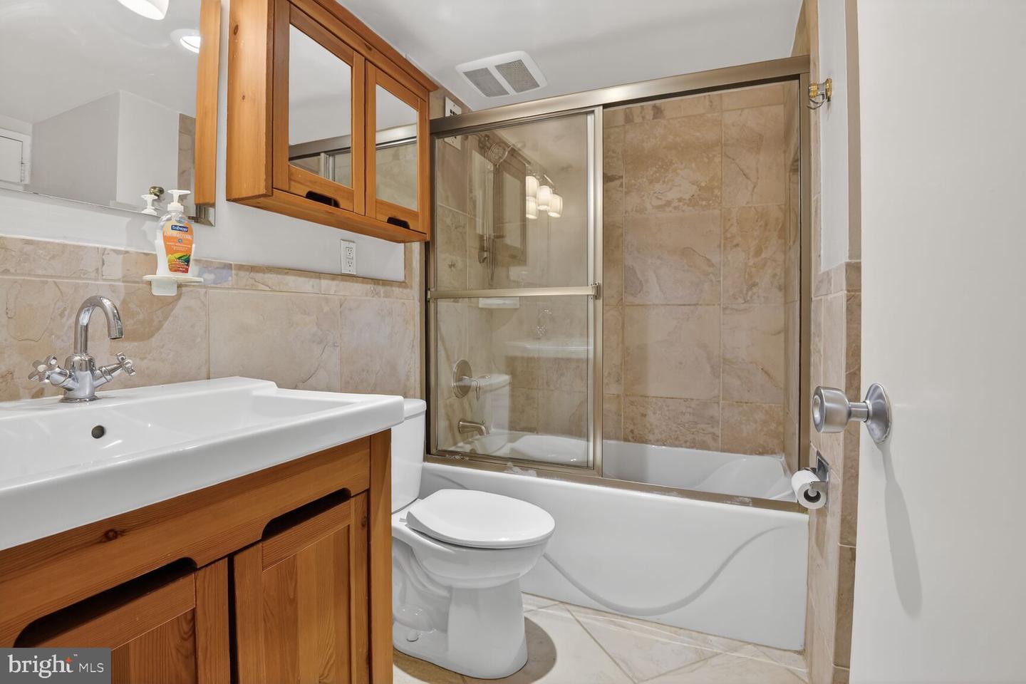 2939 VAN NESS ST NW #737, WASHINGTON, District Of Columbia 20008, 1 Bedroom Bedrooms, ,1 BathroomBathrooms,Residential,For sale,2939 VAN NESS ST NW #737,DCDC2207460 MLS # DCDC2207460