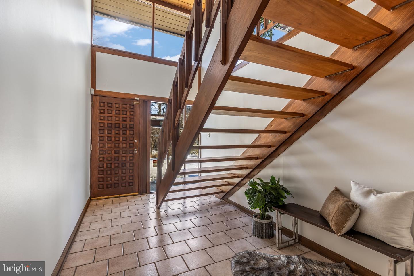 6407 RECREATION LN, FALLS CHURCH, Virginia 22041, 3 Bedrooms Bedrooms, ,2 BathroomsBathrooms,Residential,For sale,6407 RECREATION LN,VAFX2278952 MLS # VAFX2278952