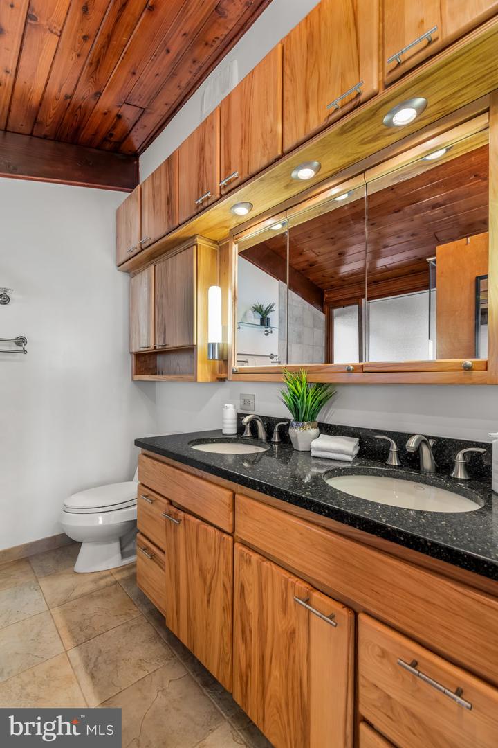 6407 RECREATION LN, FALLS CHURCH, Virginia 22041, 3 Bedrooms Bedrooms, ,2 BathroomsBathrooms,Residential,For sale,6407 RECREATION LN,VAFX2278952 MLS # VAFX2278952