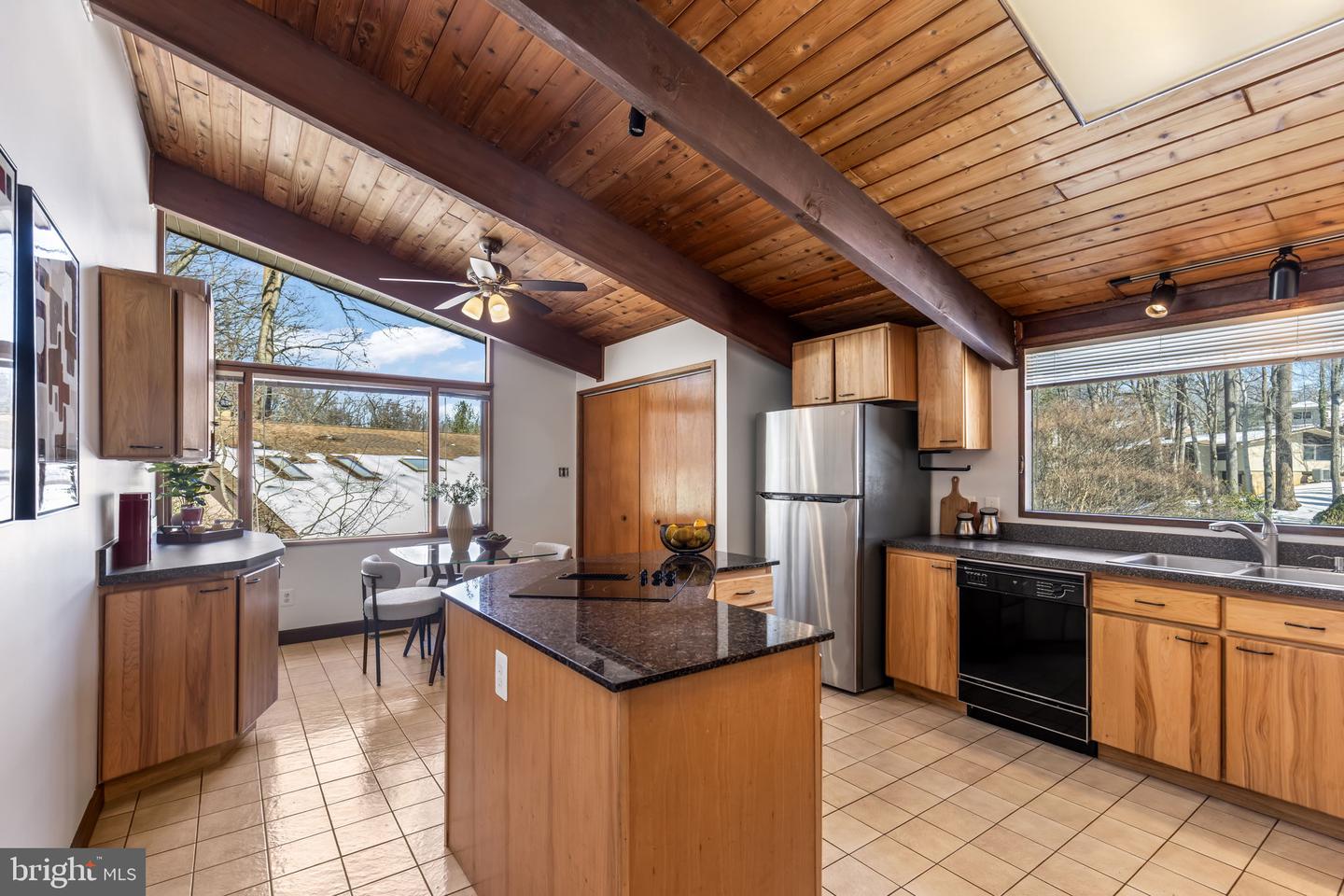 6407 RECREATION LN, FALLS CHURCH, Virginia 22041, 3 Bedrooms Bedrooms, ,2 BathroomsBathrooms,Residential,For sale,6407 RECREATION LN,VAFX2278952 MLS # VAFX2278952