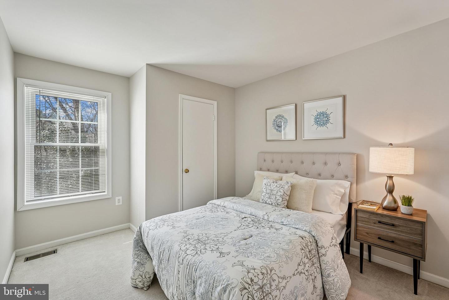 11931 SENTINEL POINT CT, RESTON, Virginia 20191, 3 Bedrooms Bedrooms, 8 Rooms Rooms,2 BathroomsBathrooms,Residential,For sale,11931 SENTINEL POINT CT,VAFX2283980 MLS # VAFX2283980