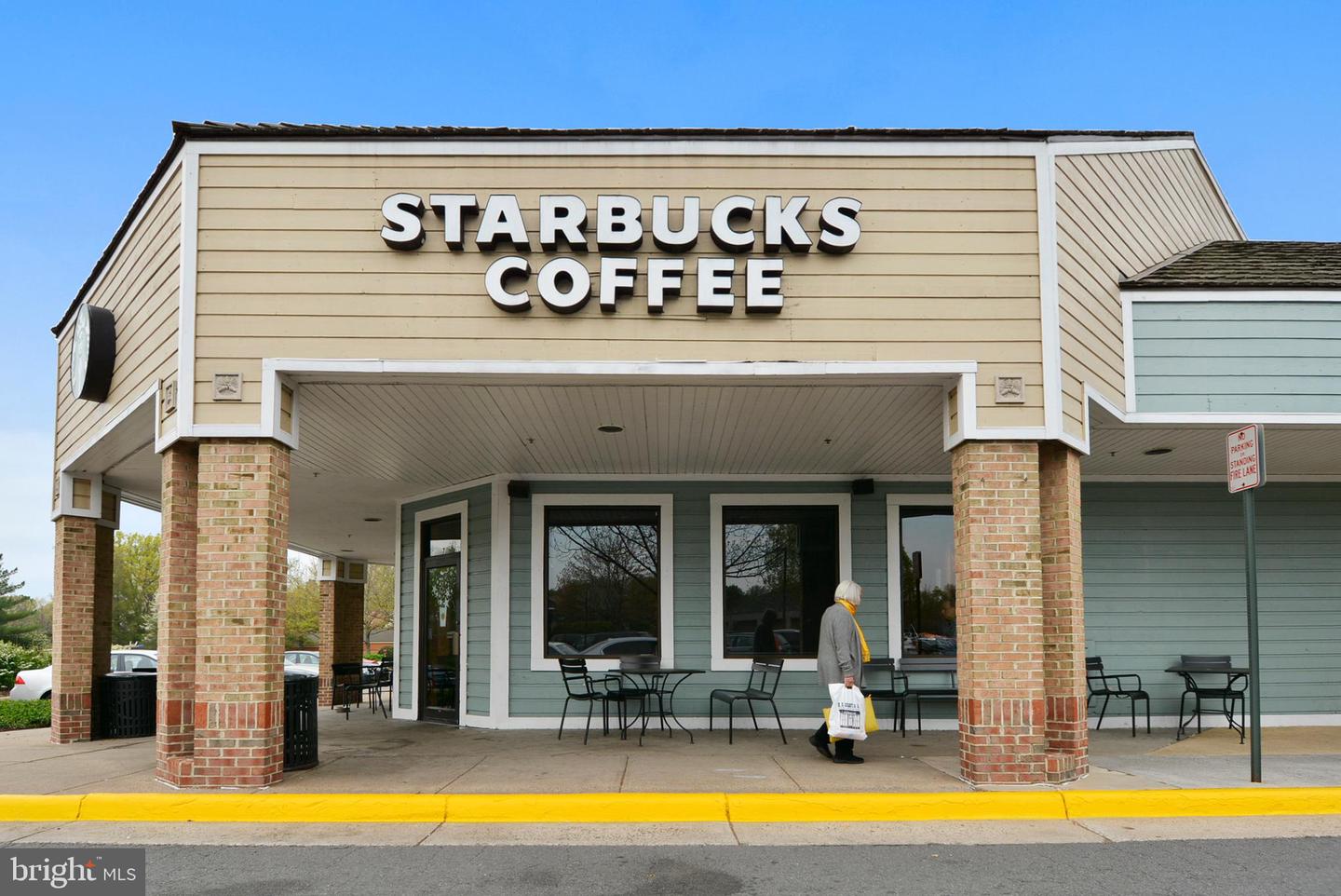 11931 SENTINEL POINT CT, RESTON, Virginia 20191, 3 Bedrooms Bedrooms, 8 Rooms Rooms,2 BathroomsBathrooms,Residential,For sale,11931 SENTINEL POINT CT,VAFX2283980 MLS # VAFX2283980