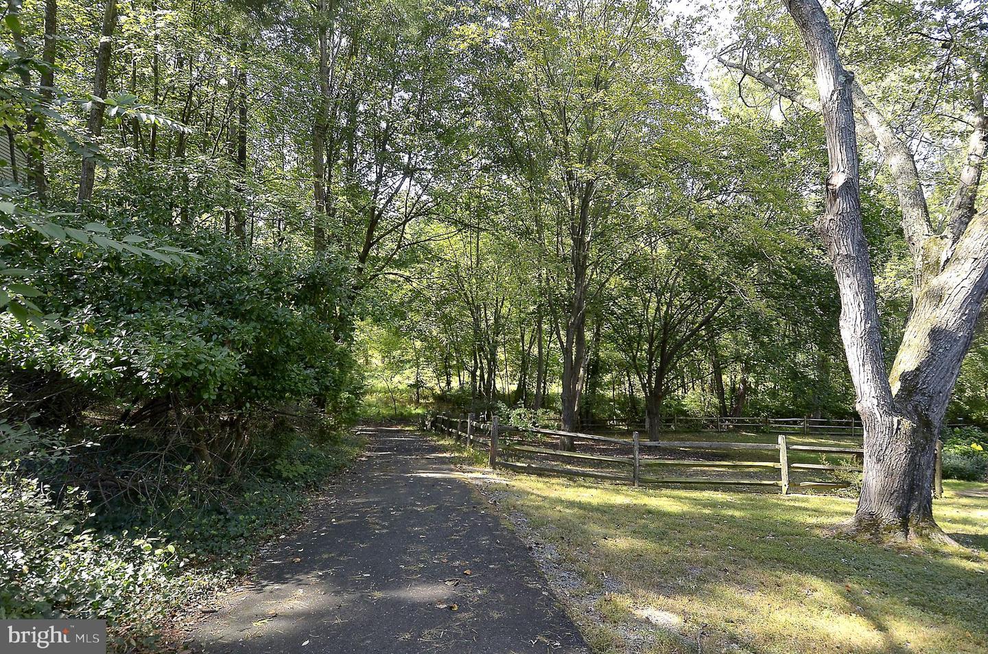 11931 SENTINEL POINT CT, RESTON, Virginia 20191, 3 Bedrooms Bedrooms, 8 Rooms Rooms,2 BathroomsBathrooms,Residential,For sale,11931 SENTINEL POINT CT,VAFX2283980 MLS # VAFX2283980