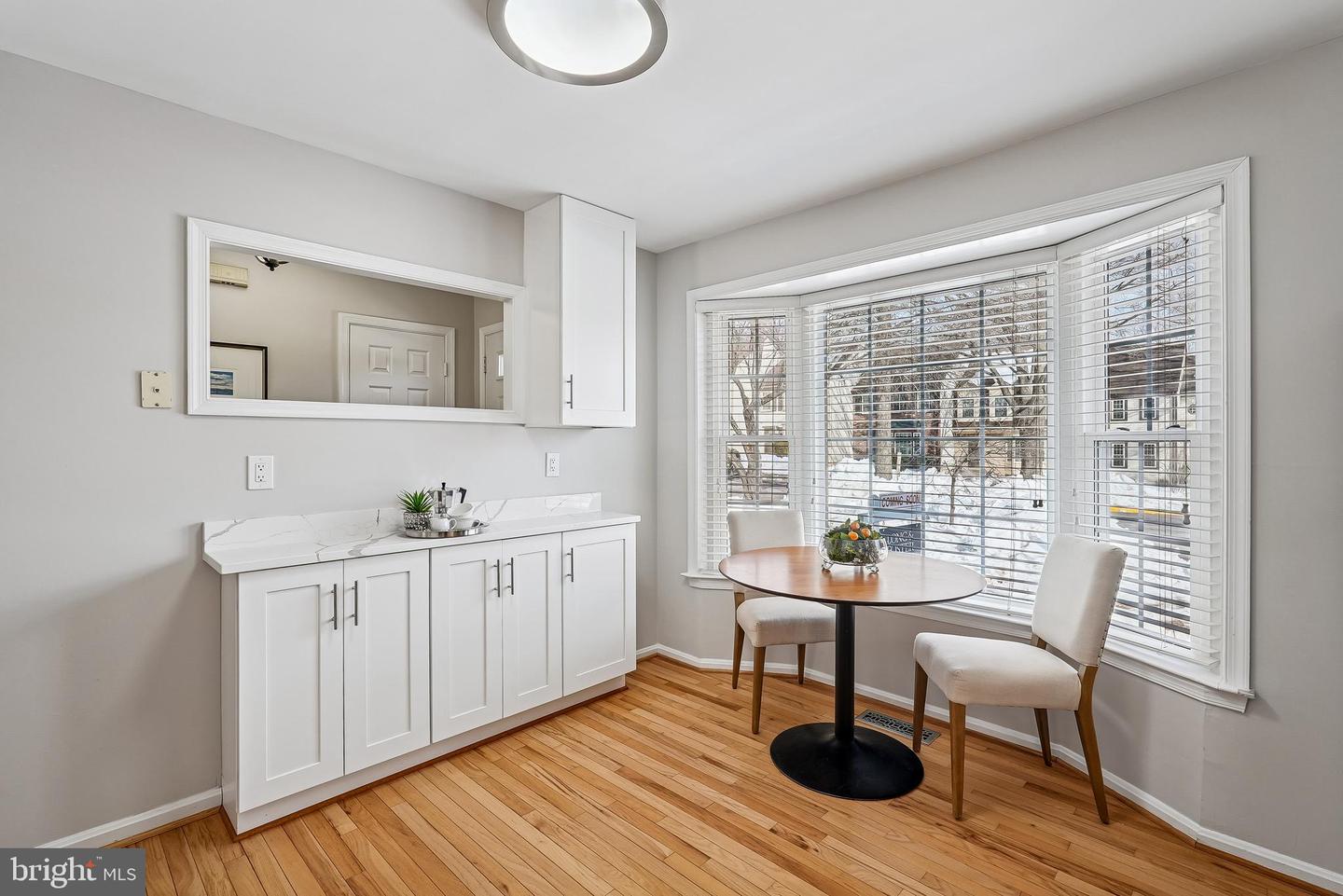 11931 SENTINEL POINT CT, RESTON, Virginia 20191, 3 Bedrooms Bedrooms, 8 Rooms Rooms,2 BathroomsBathrooms,Residential,For sale,11931 SENTINEL POINT CT,VAFX2283980 MLS # VAFX2283980