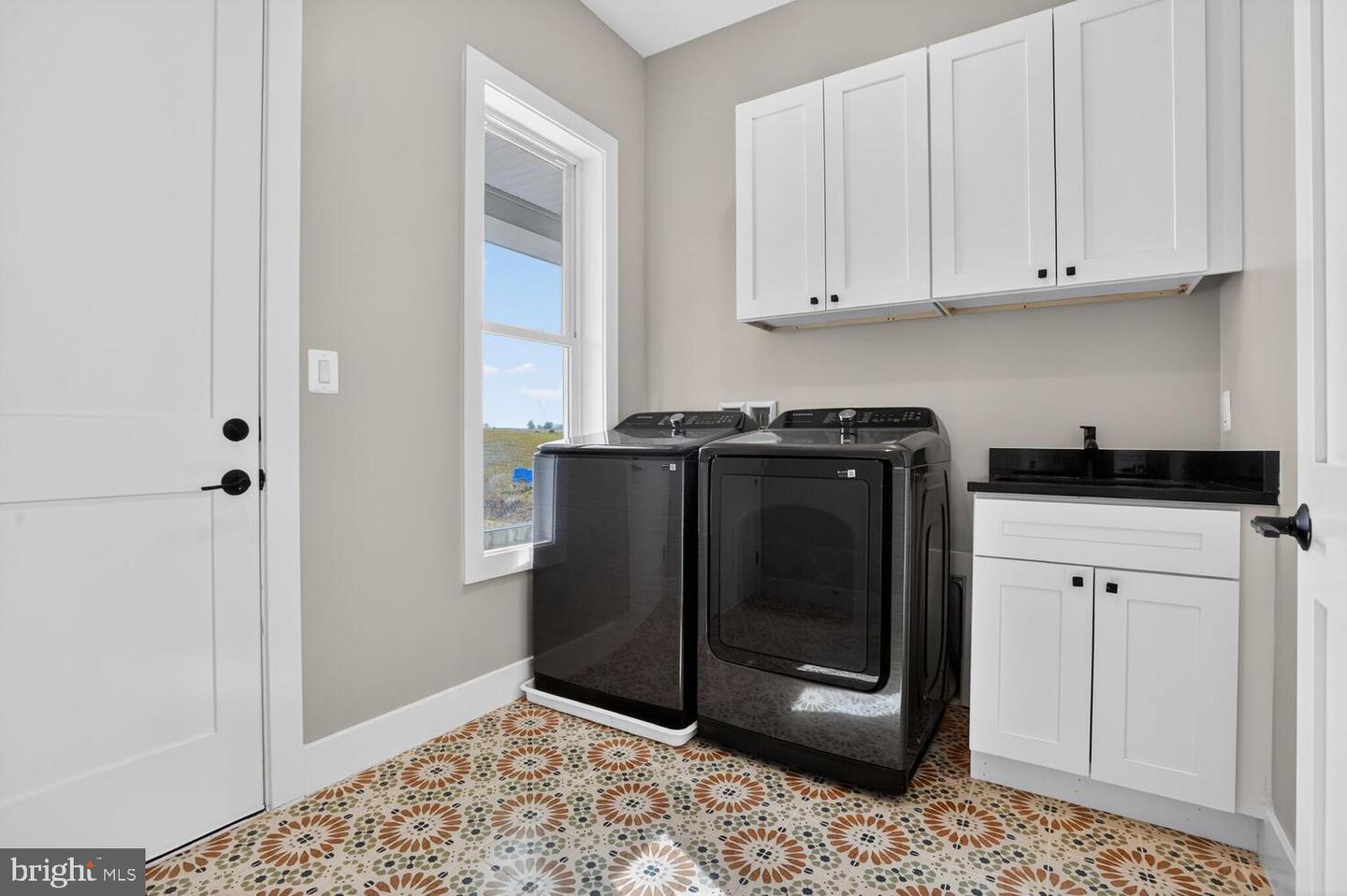 393 ROCK ISLAND RIDGE, LAKE ANNA, MINERAL, Virginia 23117, 6 Bedrooms Bedrooms, ,4 BathroomsBathrooms,Residential,For sale,393 ROCK ISLAND RIDGE, LAKE ANNA,VALA2009244 MLS # VALA2009244 393 ROCK ISLAND RIDGE, LAKE ANNA, MINERAL, Virginia 23117, 6 Bedrooms Bedrooms, ,4 BathroomsBathrooms,Residential,For sale,393 ROCK ISLAND RIDGE, LAKE ANNA,VALA2009244 MLS # VALA2009244