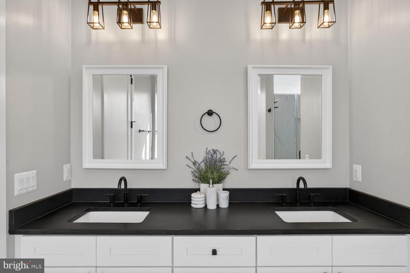 393 ROCK ISLAND RIDGE, LAKE ANNA, MINERAL, Virginia 23117, 6 Bedrooms Bedrooms, ,4 BathroomsBathrooms,Residential,For sale,393 ROCK ISLAND RIDGE, LAKE ANNA,VALA2009244 MLS # VALA2009244 393 ROCK ISLAND RIDGE, LAKE ANNA, MINERAL, Virginia 23117, 6 Bedrooms Bedrooms, ,4 BathroomsBathrooms,Residential,For sale,393 ROCK ISLAND RIDGE, LAKE ANNA,VALA2009244 MLS # VALA2009244