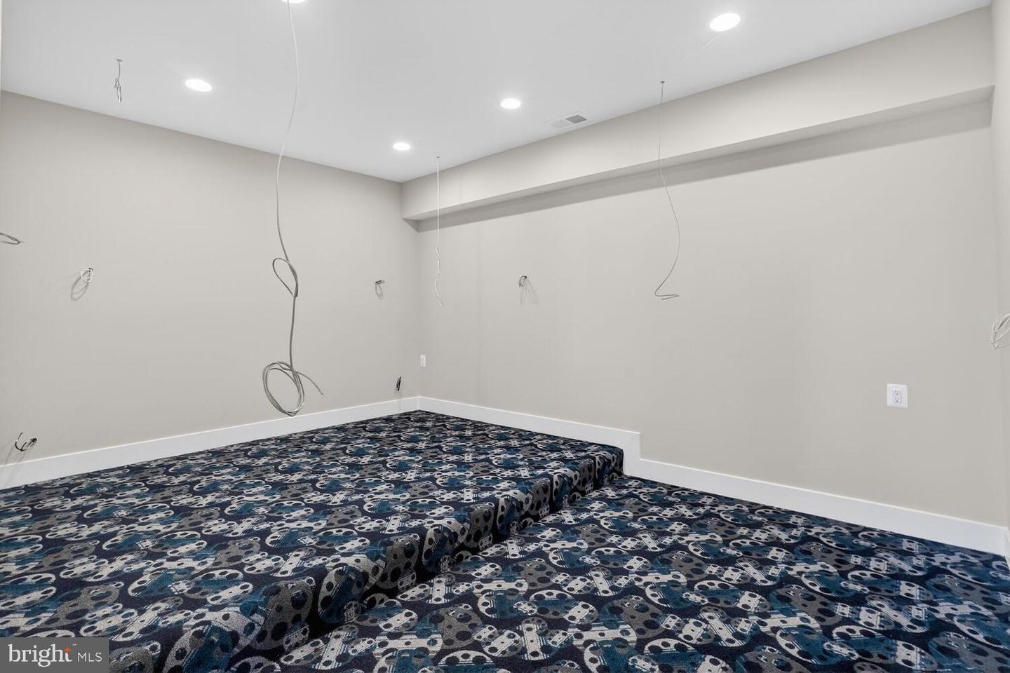 393 ROCK ISLAND RIDGE, LAKE ANNA, MINERAL, Virginia 23117, 6 Bedrooms Bedrooms, ,4 BathroomsBathrooms,Residential,For sale,393 ROCK ISLAND RIDGE, LAKE ANNA,VALA2009244 MLS # VALA2009244 393 ROCK ISLAND RIDGE, LAKE ANNA, MINERAL, Virginia 23117, 6 Bedrooms Bedrooms, ,4 BathroomsBathrooms,Residential,For sale,393 ROCK ISLAND RIDGE, LAKE ANNA,VALA2009244 MLS # VALA2009244