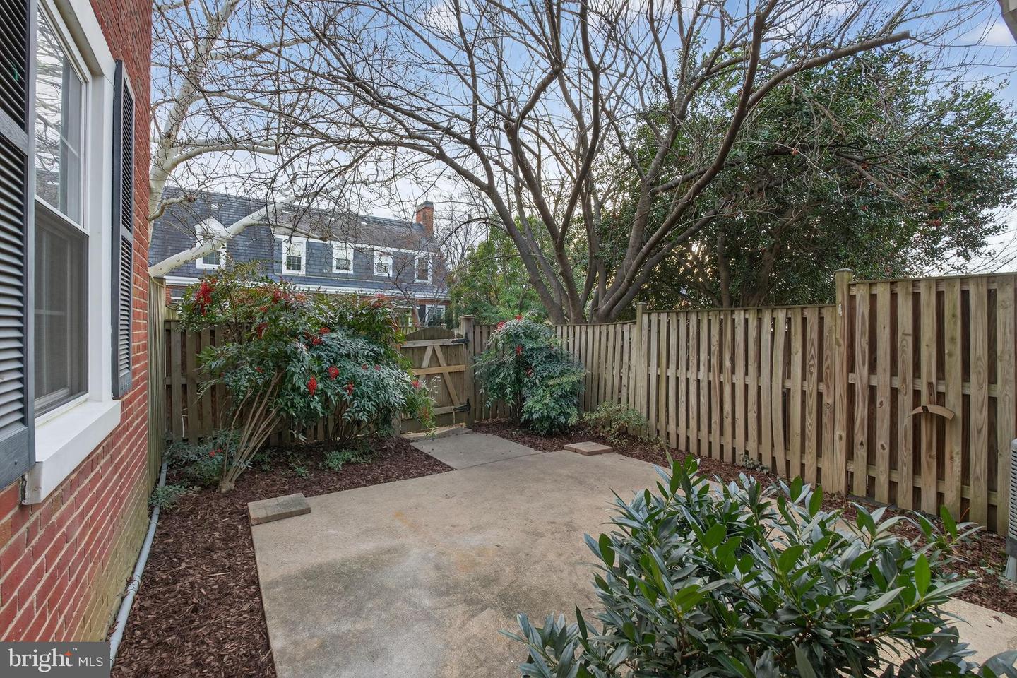 3495 S WAKEFIELD ST, ARLINGTON, Virginia 22206, 1 Bedroom Bedrooms, 8 Rooms Rooms,2 BathroomsBathrooms,Residential,For sale,3495 S WAKEFIELD ST,VAAR2068420 MLS # VAAR2068420 3495 S WAKEFIELD ST, ARLINGTON, Virginia 22206, 1 Bedroom Bedrooms, 8 Rooms Rooms,2 BathroomsBathrooms,Residential,For sale,3495 S WAKEFIELD ST,VAAR2068420 MLS # VAAR2068420